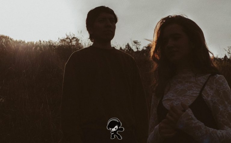 MOÏV - Textures (Alternative Pop)