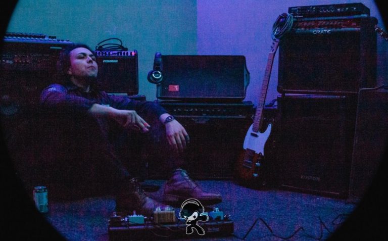 The Manor Born - Catch Up (Indie Rock)