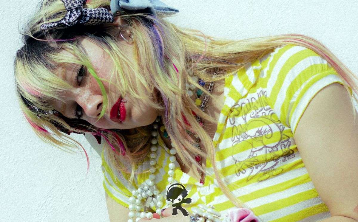 Ziggy 2000 - Crushing! (Pop Rock)