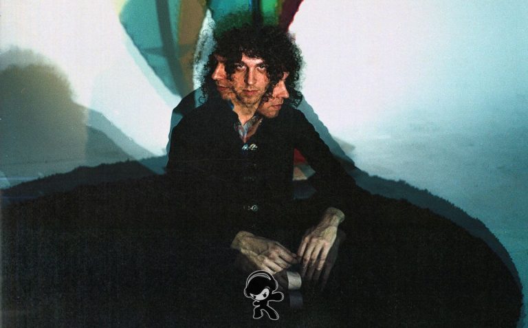 Vinyl Williams - Sunlight (Indie Rock)