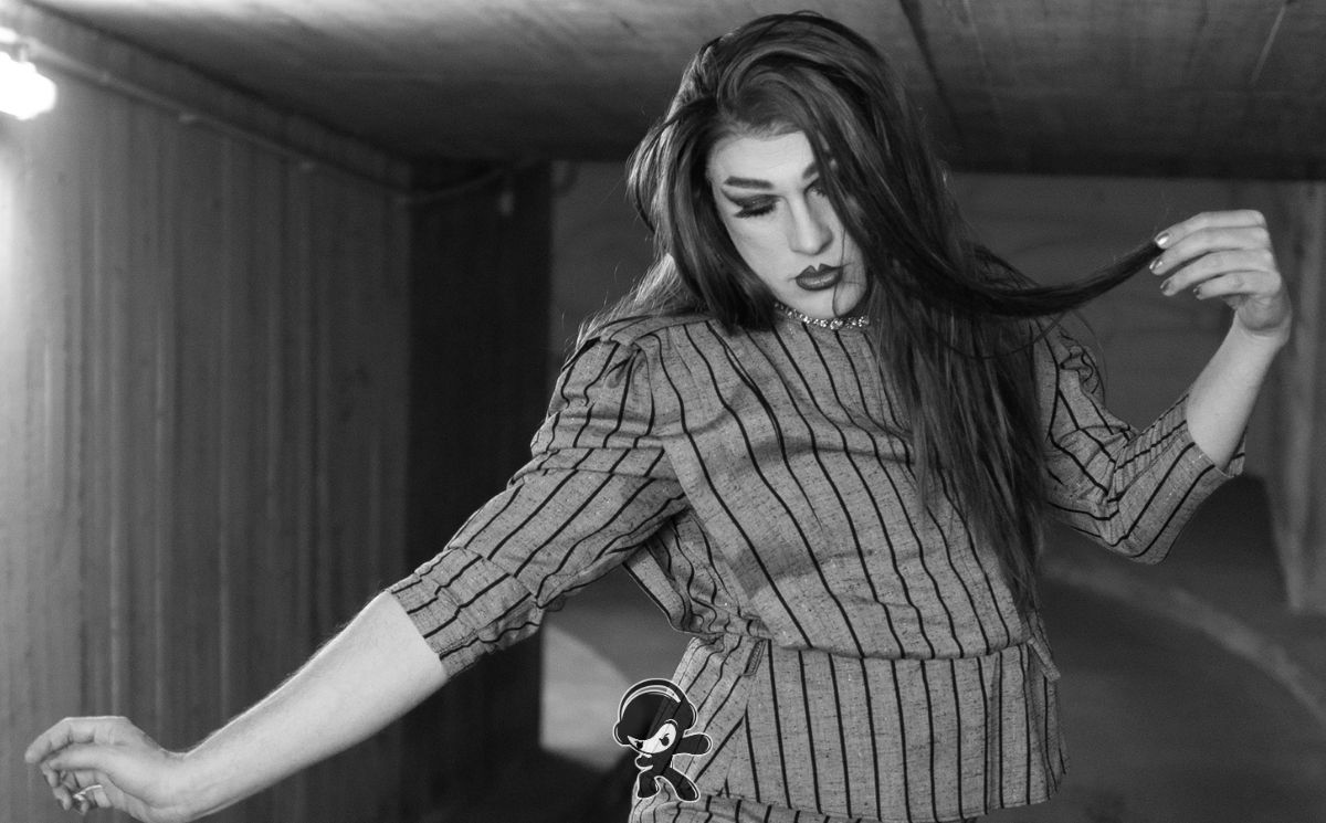 Becky – How Fast (Alternative)