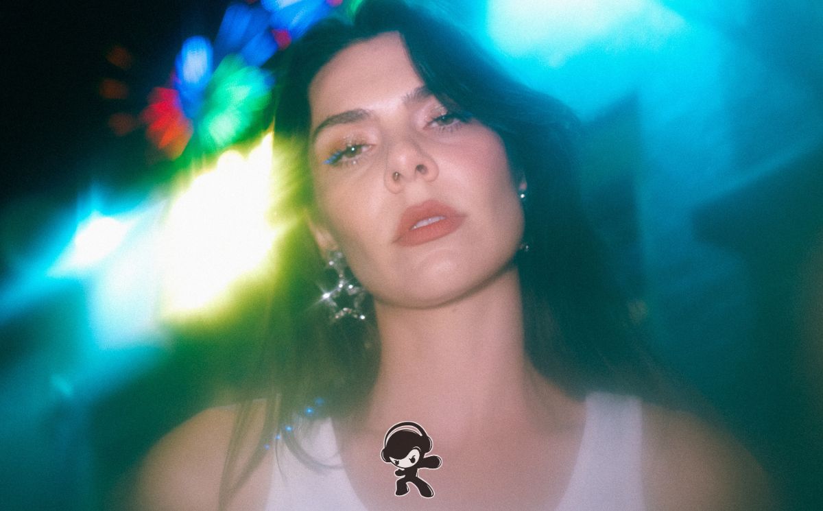 Estella Dawn – Back To Black (Alternative)