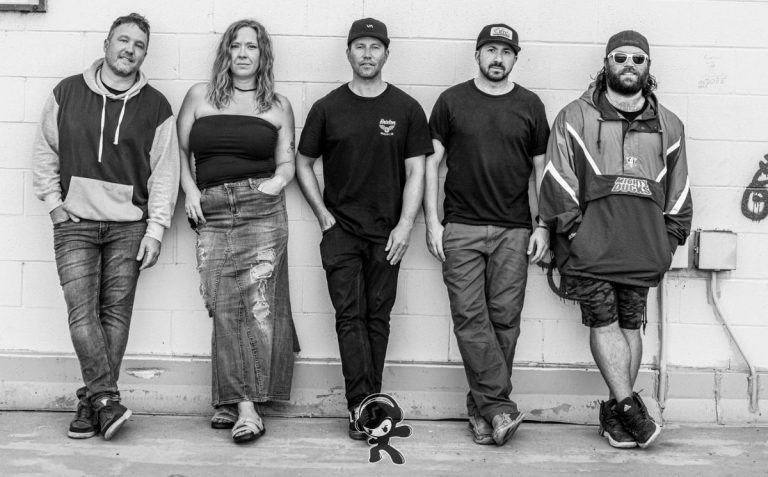 Luke Warm and The Cold Ones - Killing Time (Indie Rock)