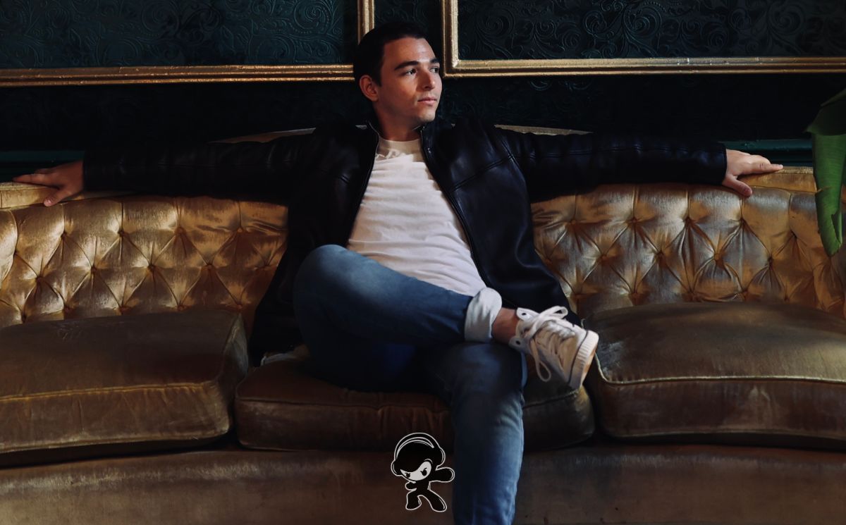 T-FINNY – Keep Up (Electro Pop)