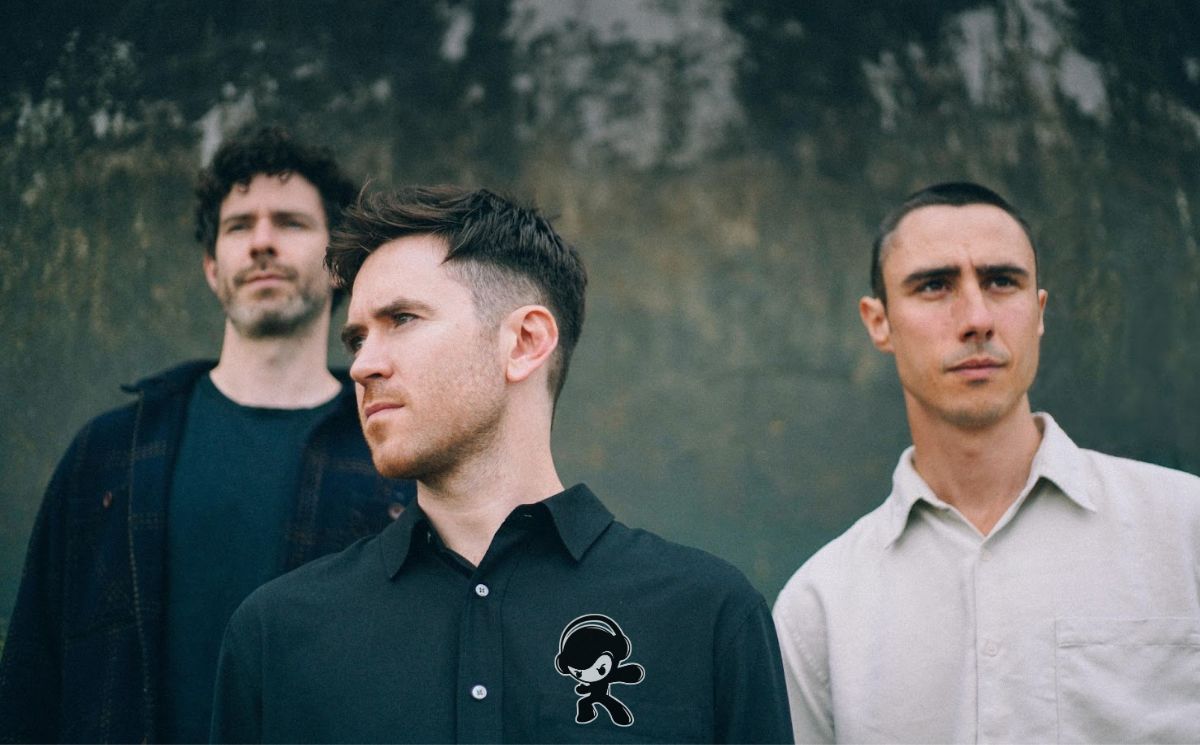Zola Blood – Together (Downtempo)