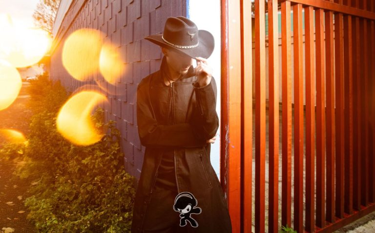 cloud.io – Gato Negro (Indie Electronic)