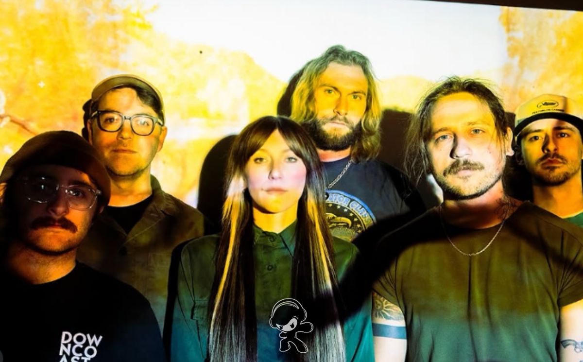 smallheavy – House of Cards (Indie Rock)