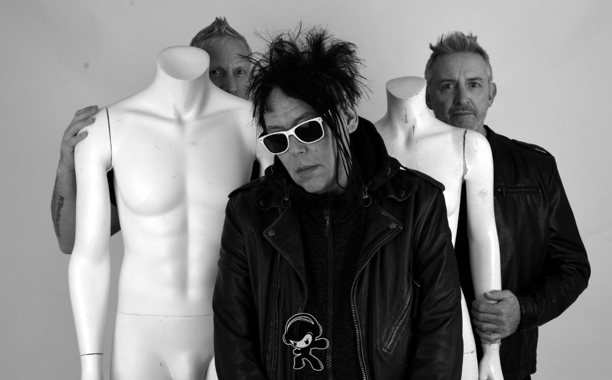 Calling All Astronauts – Pray For Your Soul (Gothic Metal)