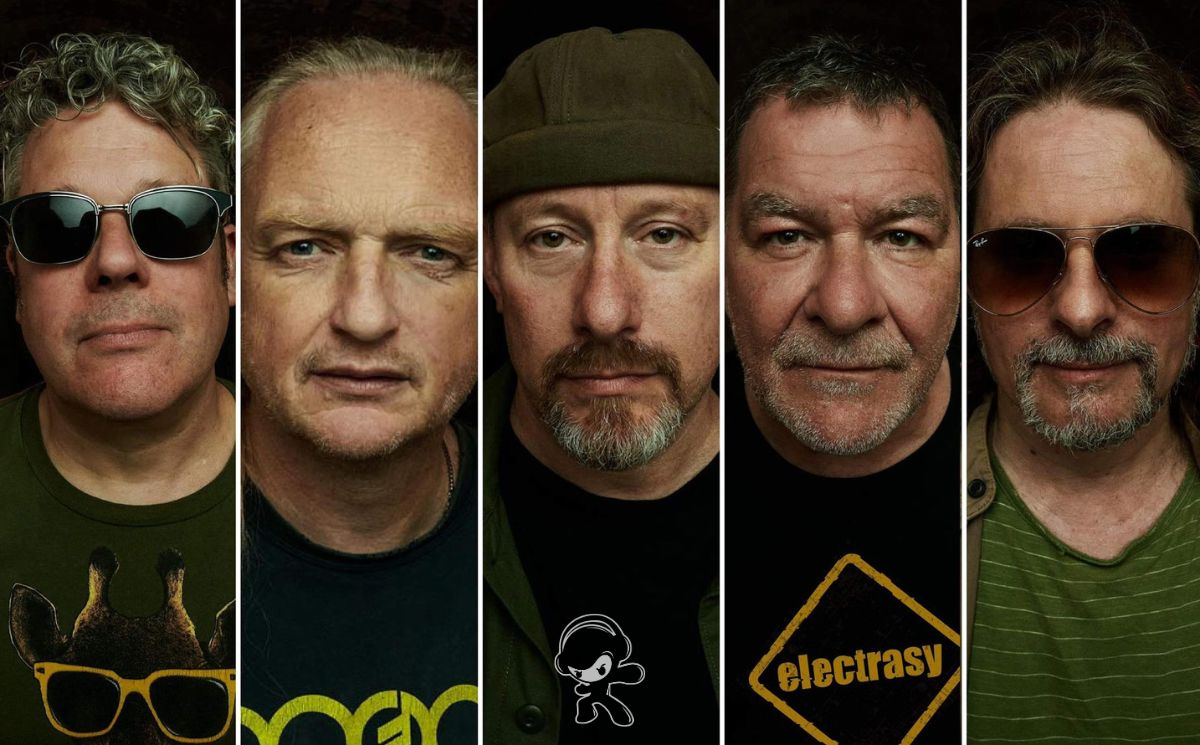 Electrasy – Cosmic Castaway (Titan AE 25th Anniversary) (Alternative Rock)