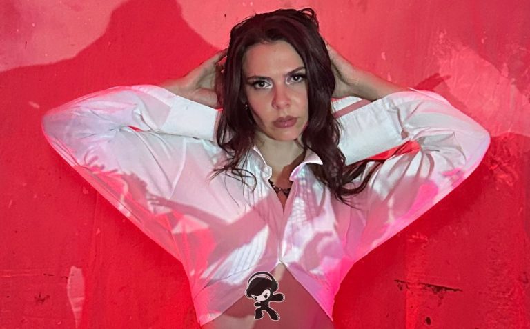 Estella Dawn – Somebody Else (Alternative Pop)