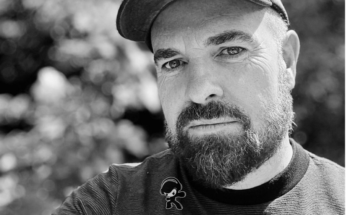 Séa Byrne – Catching Up (Alternative)