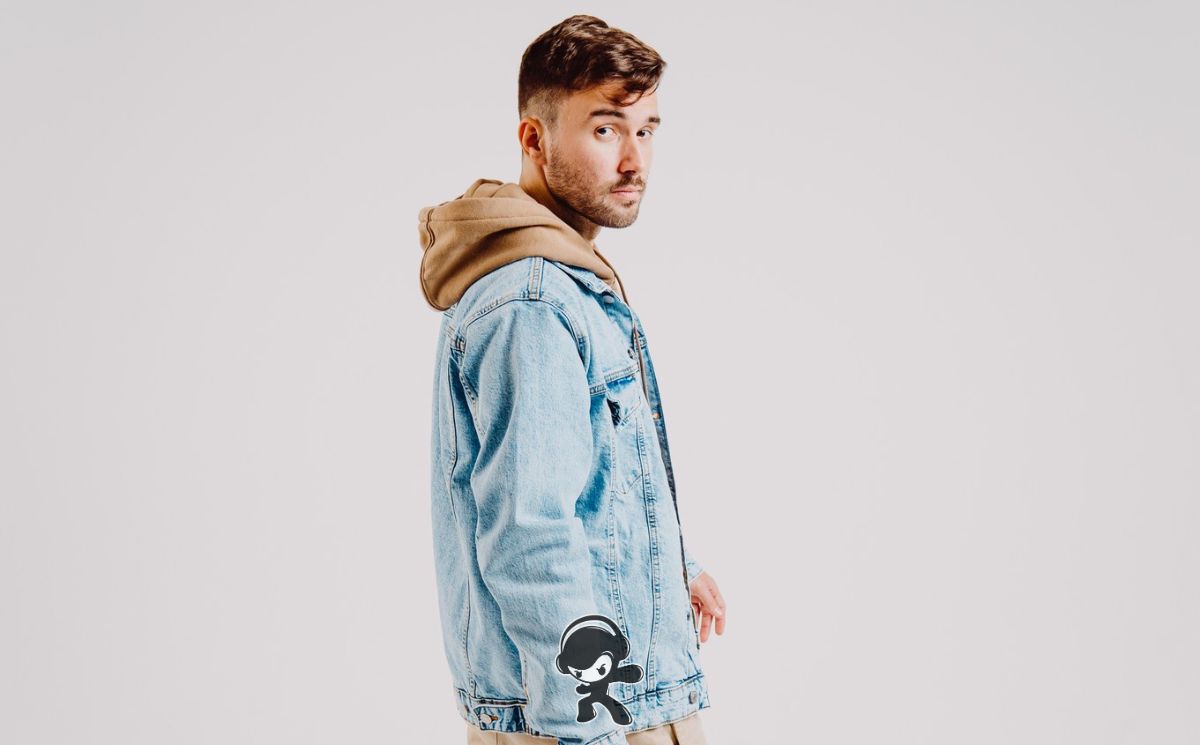 T.A.Y. x RiiahWORLD – Spotlight (Indie R&B)