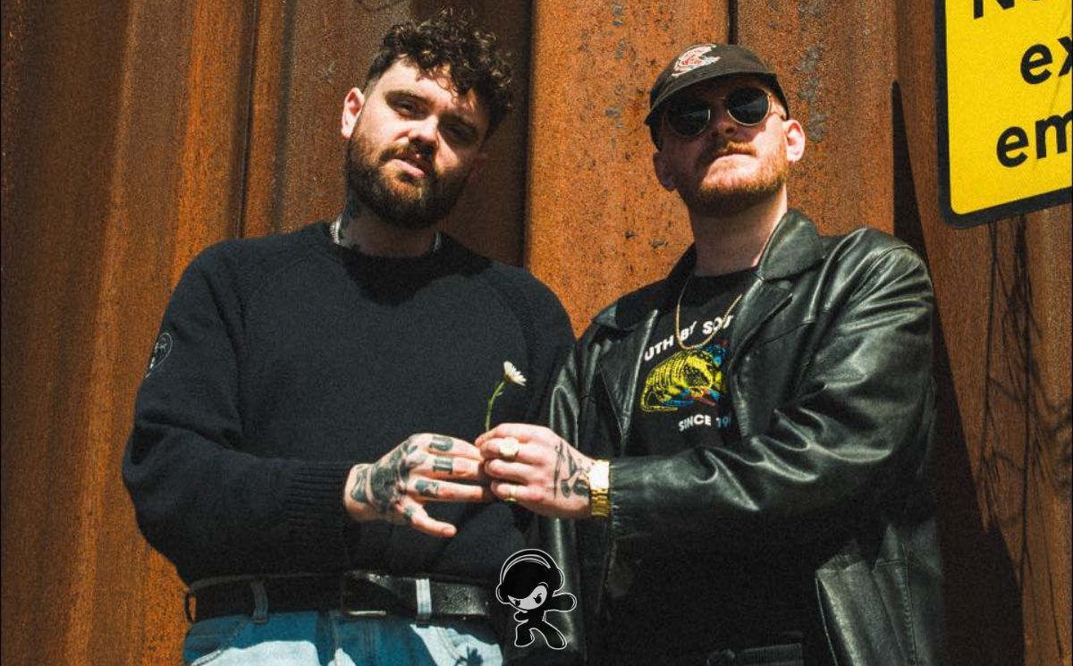 BIG SPECIAL – GOD SAVE THE PONY. (Alternative)