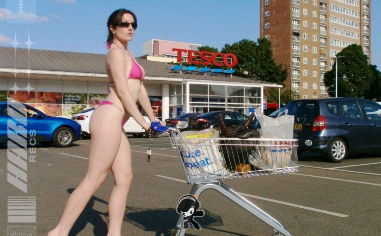 Juicy Romance – Bikini (Electro Pop)