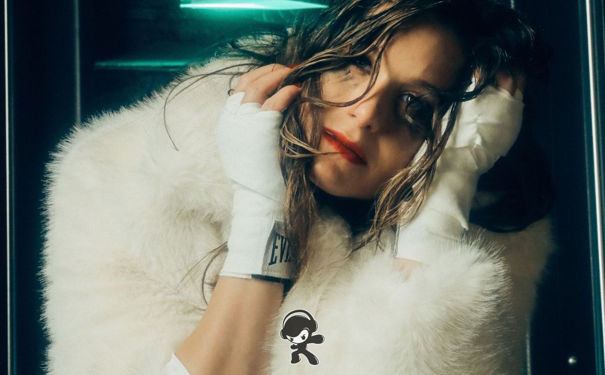 Lauren Minear – Lightweight (Alternative Rock)