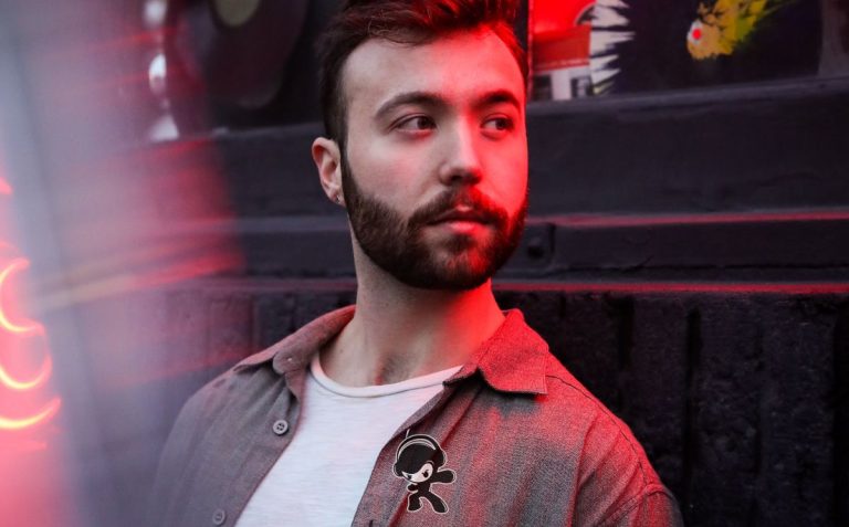 Otys – Fan the Flames (Indie Pop)