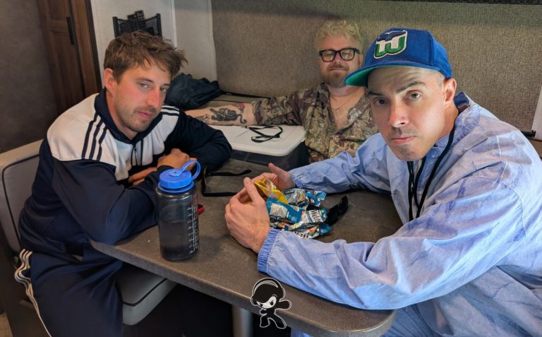 Real Kevin - Dynamite Hut (Alternative Rock)