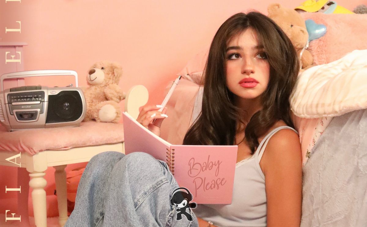 Sofia Eleni - Baby Please (Indie R&B)