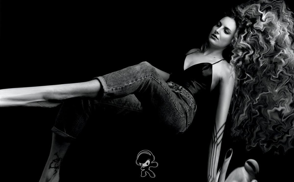 Valentine Byrne – Lips Like Stutter (Alternative Pop)