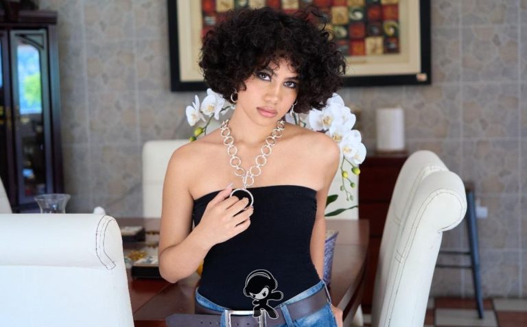 Abi Cry - Cuerpo a Cuerpo (Pop)