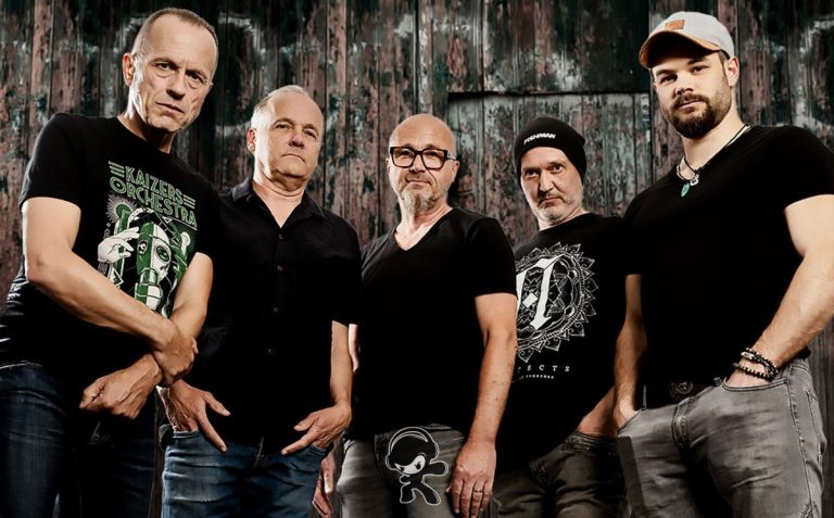 Danner – Spread Your Wings (Modern Progressive Metal)