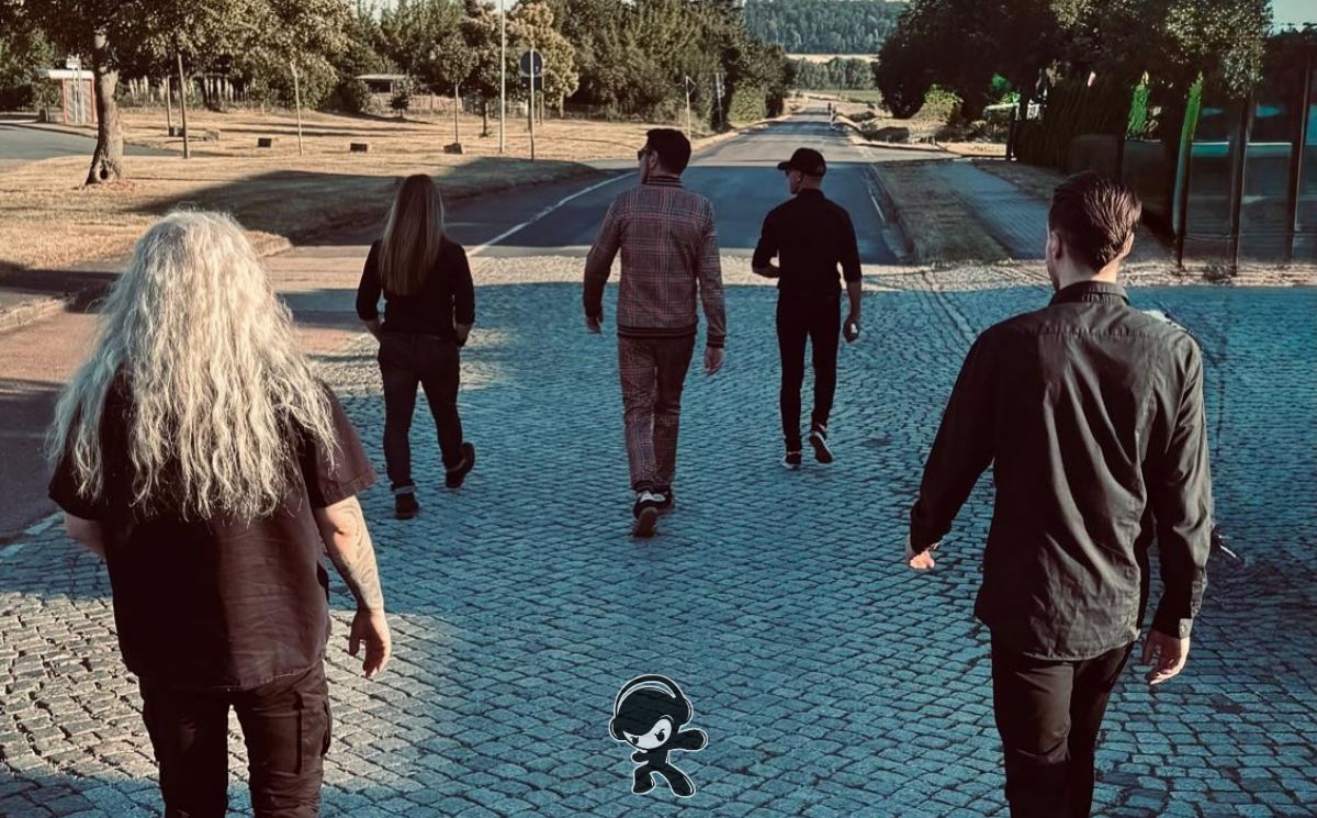 Jacob's Fall - Dead Horse (Gothic Metal)