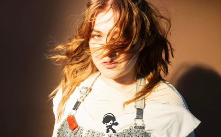 LOVA - It's Alright (Indie Pop)