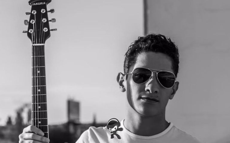 Maximiliano – Fusiones (2025)