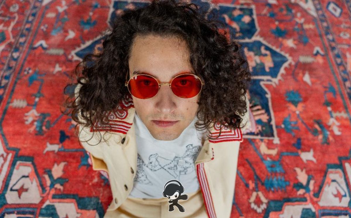 Moon Walker – HAPPY FACE (Alternative Rock)