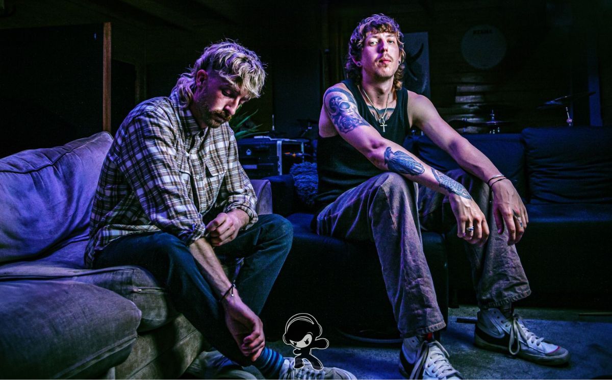 pale eyes - Insidious (Pop Rock)