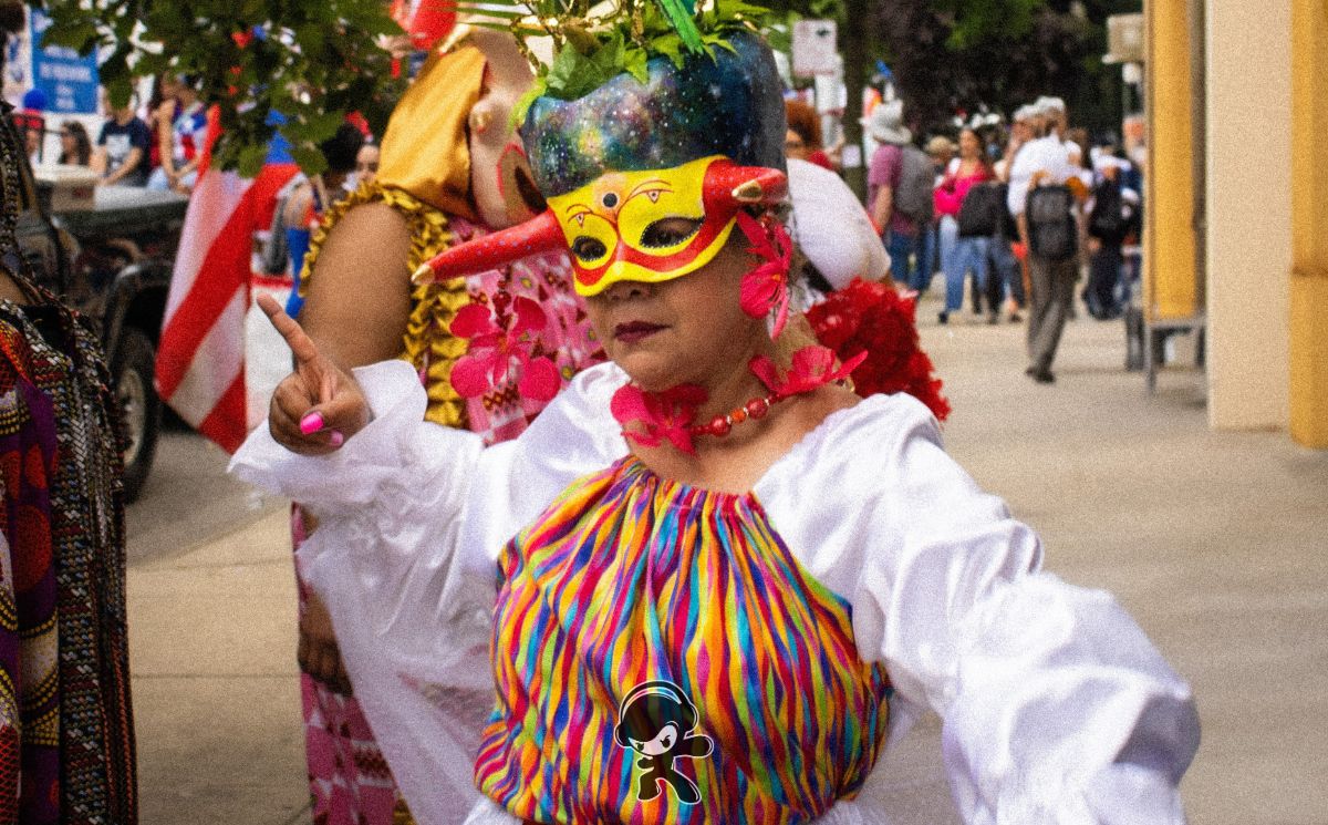 Elena Vazquez - Island (Pop)