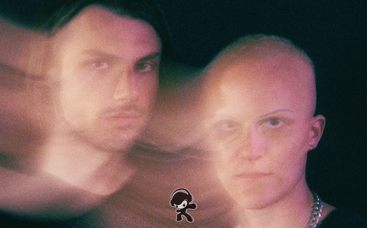 Girl Time - on the same page (Indie Pop)