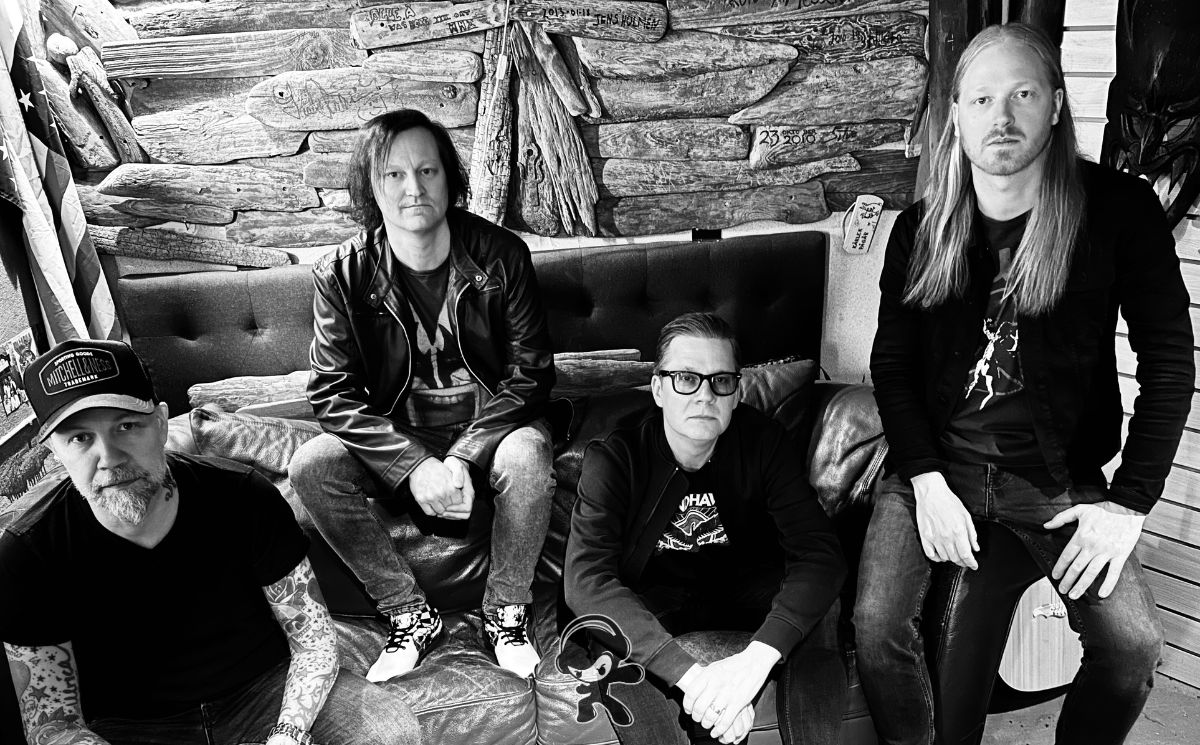 Grindhawk – Fire It Up (Hard Rock)