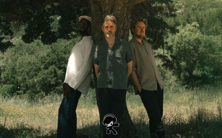 HAEVN x Neco Novellas - Caught a Light (Indie Pop)