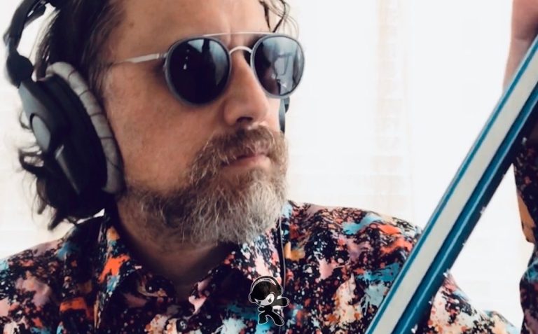 PC Muñoz - Sign ‘o’ the Times (Electro Funk)