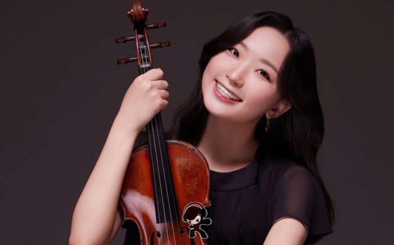 SuMin.K - Dancing Through the Light (Indie Electronic)