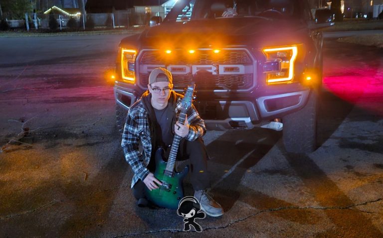 Valkitaar - Anti-Terrestrial (Progressive Metal)