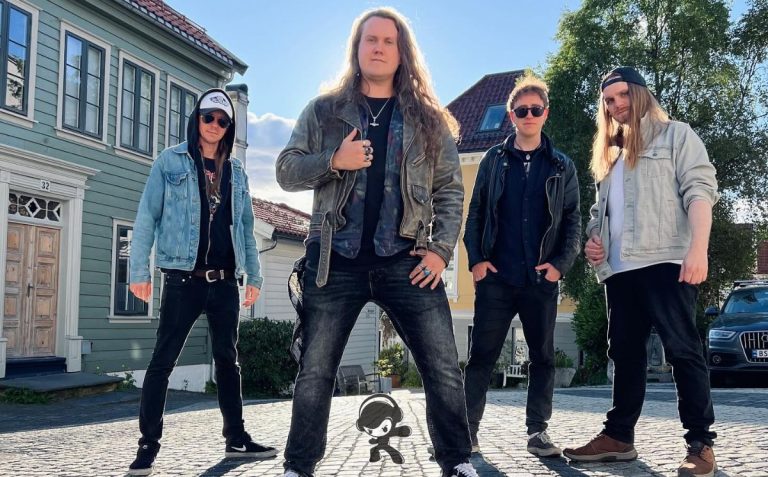 Baby Heartless - Shake The Feeling (Hard Rock)