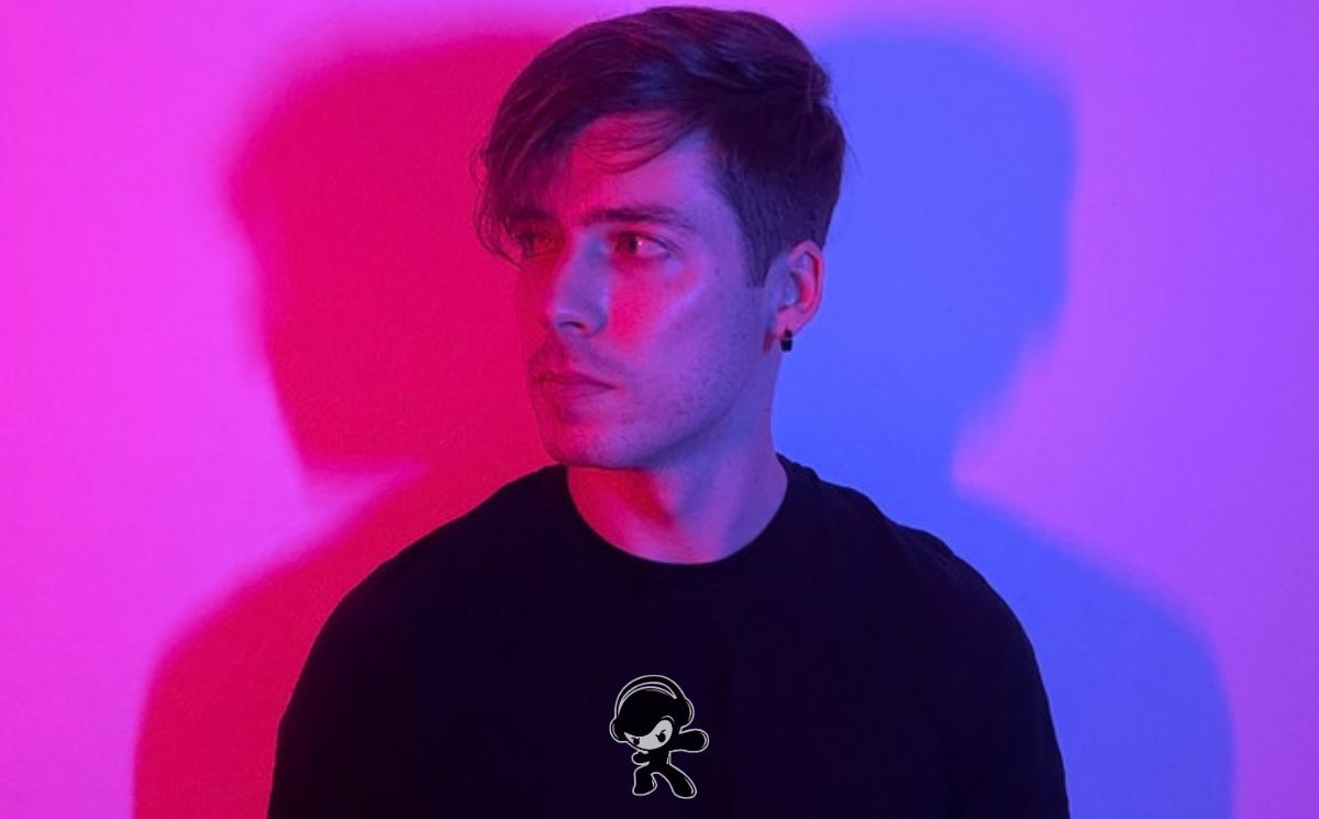 Cosmic Madness - Wait a Minute (Alternative Rock)