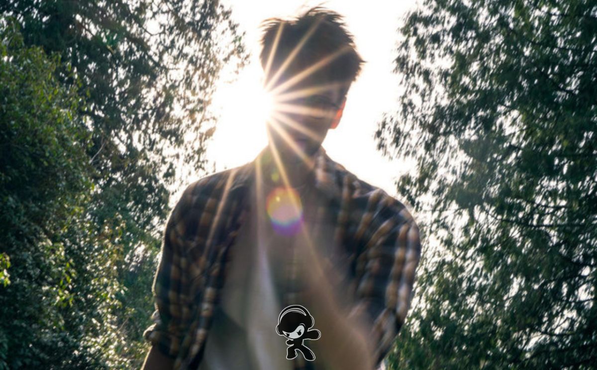 Kadeli – WHIMPER (Indie Pop)