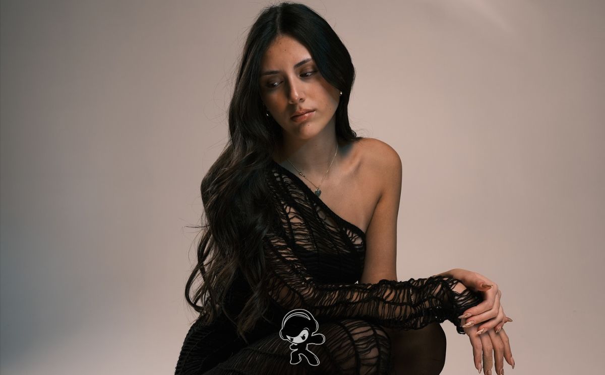 Mia Baron - 3 words (Indie Pop)