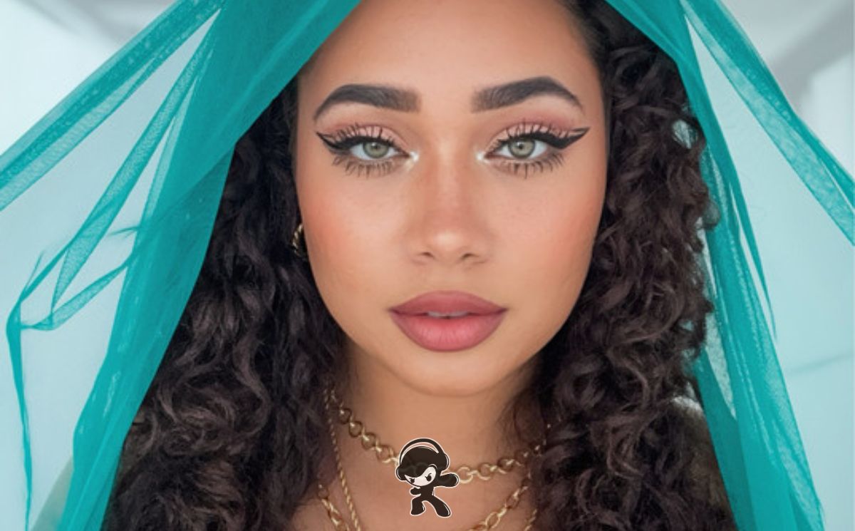 Nikki Russell - Red Lipstick (Indie R&B)