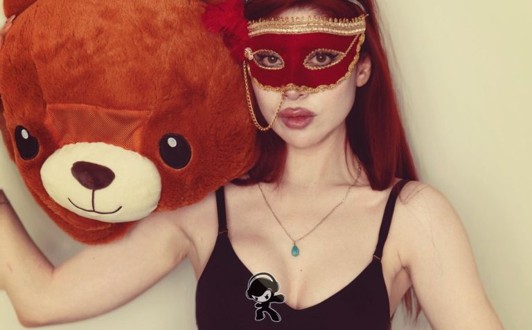 Reina Alacrán - Por qué te vas (Alacrán Version) (Dream Pop)