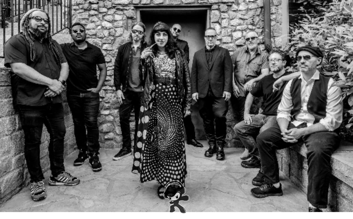 Ruby Velle and the Soulphonics - Step Right Up (Funk)