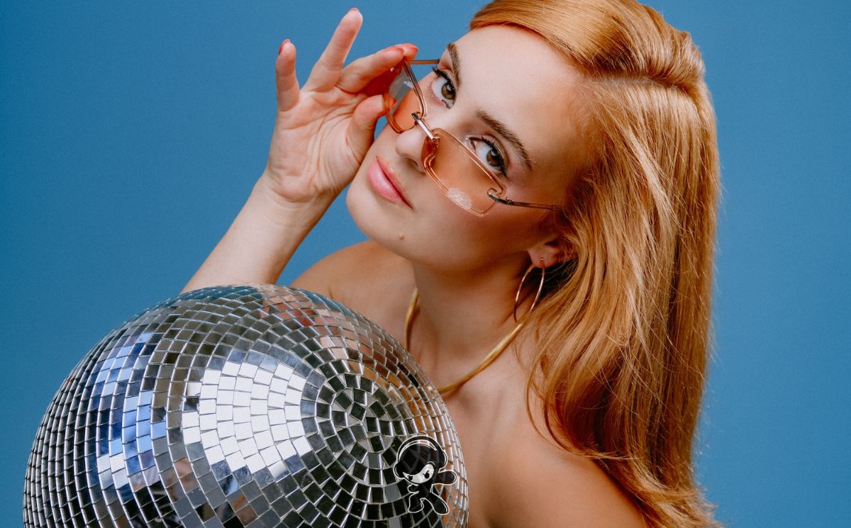 Avery Cochrane - Shapeshifting on a Saturday Night (Banoffee remix) (Dance Pop)