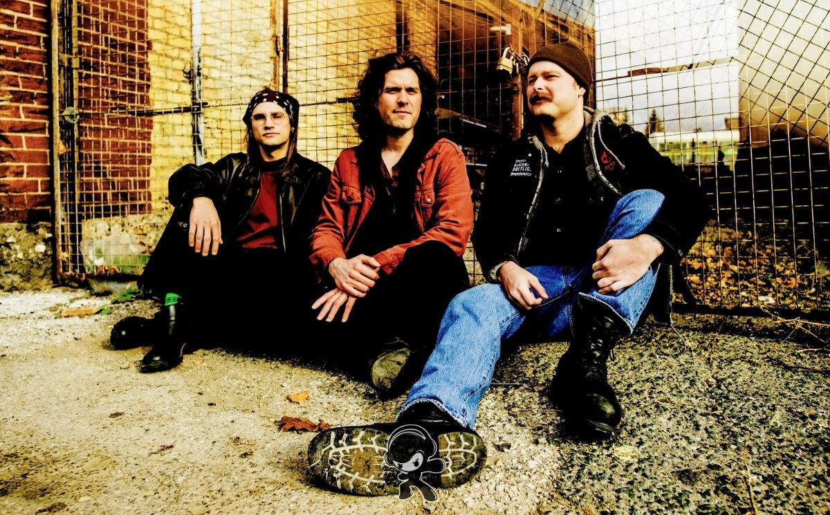 Dimming Pool - Concrete (Stoner Rock)