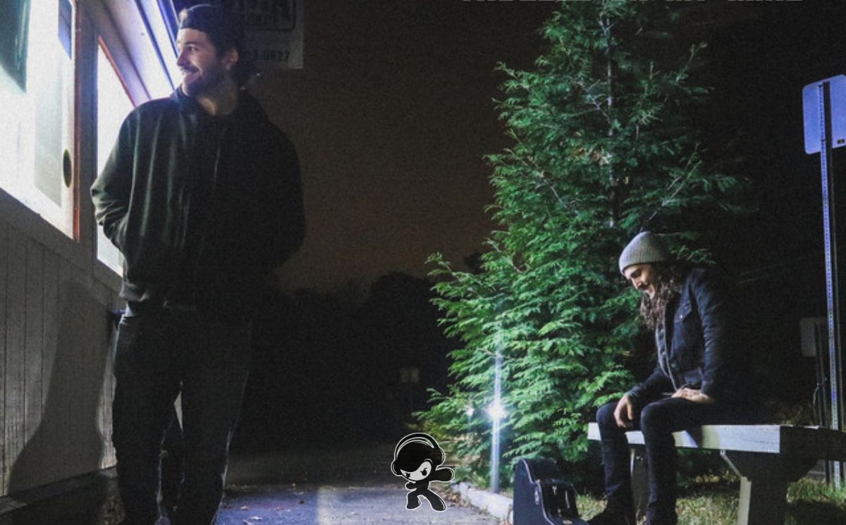 Jake Wildhorn - Trouble on My Mind (Alternative Rock)