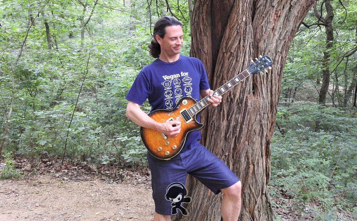 Phoenix Wise & The Resistance - The Hypocrite (Alternative Rock)