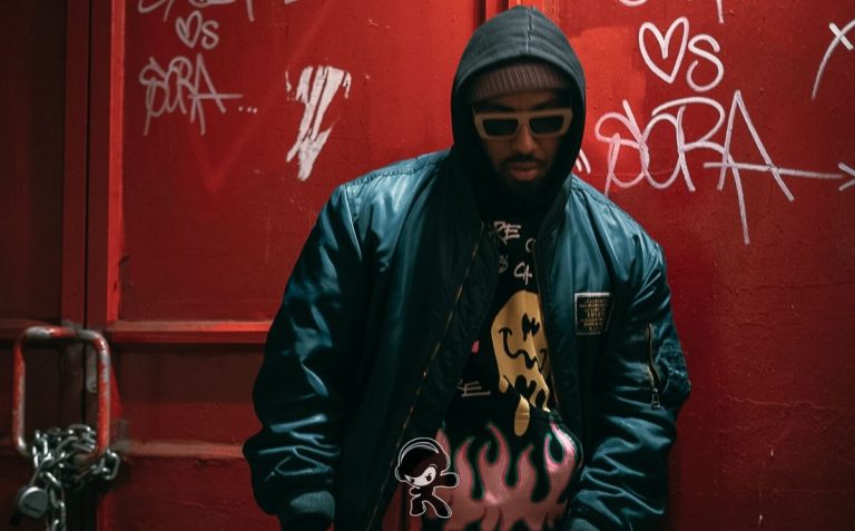 Benjamin Navy - Mango Avocado (R&B)