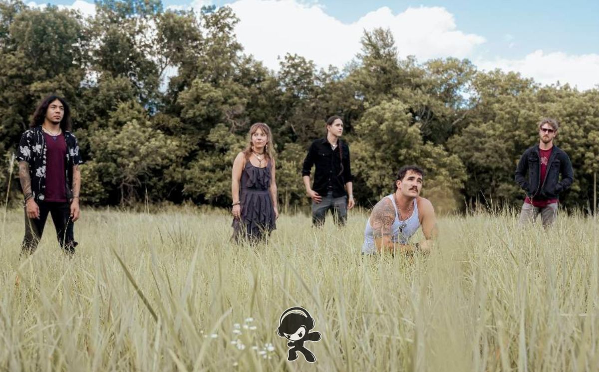 Fighting in the Dark - Home (Alternative Rock)